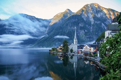 From Vienna: Day Trip to Dachstein & Hallstatt