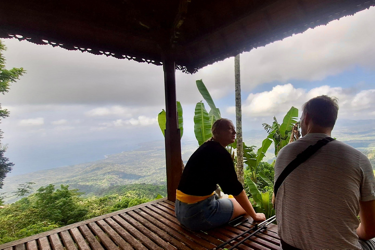 Bali: Lempuyang Temple Sacred Climb and Prayer Tour