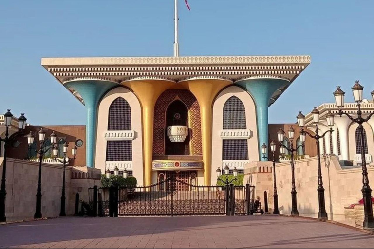 Hidden Gems and Iconic Landmarks of Muscat