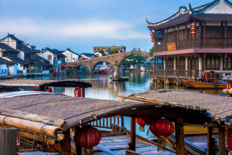 Private Tour: Authentic Shanghai with Local Guide