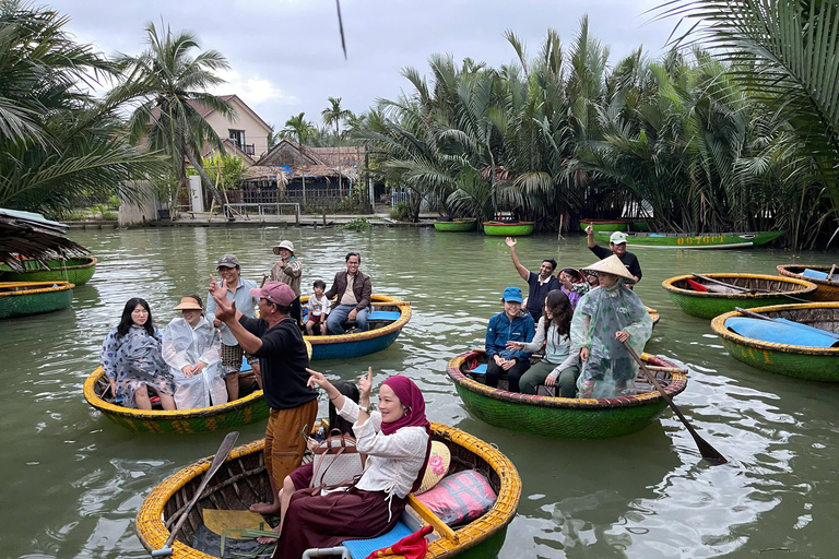 Hoi An: Basket Boat, Lantern Making Class & Hoai River Ride