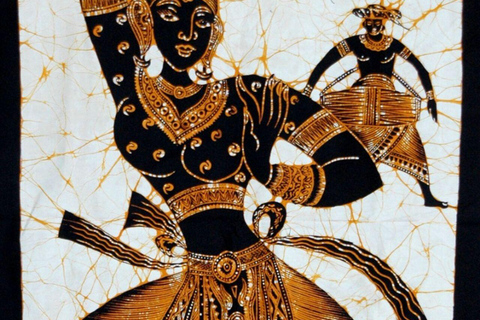 Kandy:Tuk Tuk, Street food & Shopping Experience Local guide