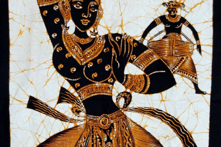 Kandy:Tuk Tuk, Street food & Shopping Experience Local guide