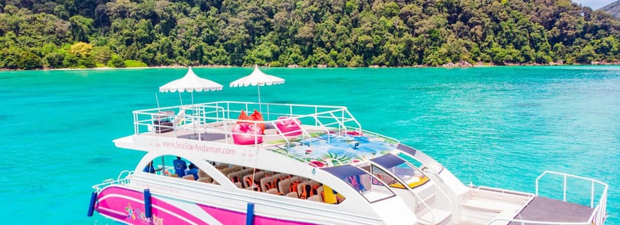 Phuket : excursion d'une journée aux îles Similan en catamaran