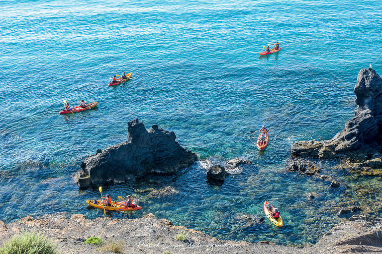 Guided Sea Kayaking Tour in Cap d'Agde – Volcanic Cliffs