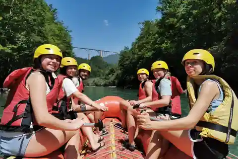 TARA-BRÜCKE: Tara River Rafting Trip mit Jeep-Transfer