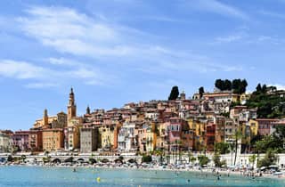 Ab Nizza: Tagestour nach Dolceacqua, Menton & Monaco