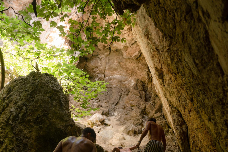 Corfu: Coastline and Blue Caves Speedboat Tour and Lunch Speedboat 3 (ARTEMIS)
