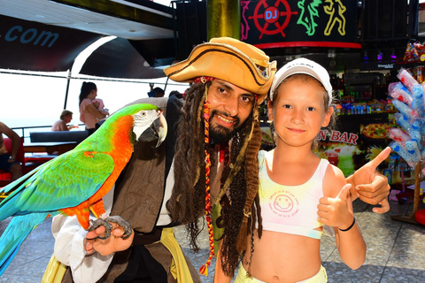 Alanya: Pirate Boat Trip with Lunch, Drinks, and Foam Party 1-Hour Boat Tour