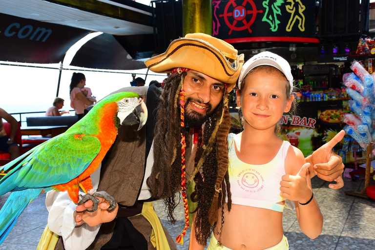 Alanya: Pirate Boat Trip with Lunch, Drinks, and Foam Party 1-Hour Boat Tour