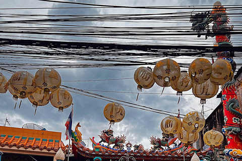 Small Group Bangkok Tour: Street Food, Markets and Temples