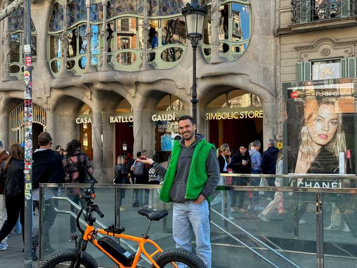Барселона: Градски забележителности Обиколка с велосипед/електромобил с екскурзовод