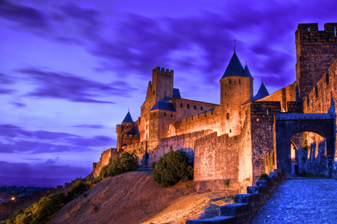 Carcassonne: Private Guided Tour with Your Mobile Phone Carcassonne: The Code of Saint Louis and the Double Walls with Physical Kit and Guide