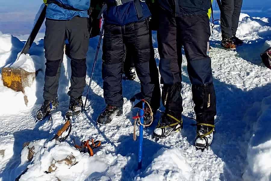 Marrakesch: 2-tägige Trekkingtour auf den Berg Toubkal Trekkingtour auf den Berg Toubkal mit 1 Übernachtung und Verpflegung. Foto: GetYourGuide