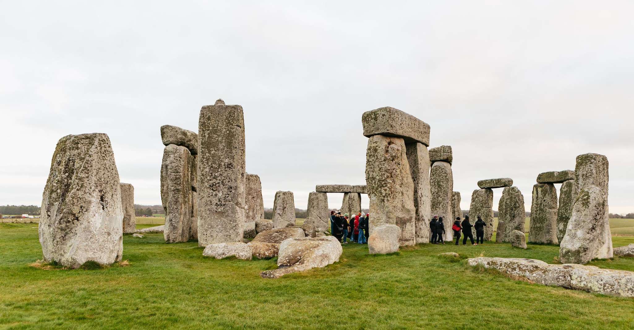 Desde Londres, Stonehenge Inner Circle y Windsor Day Trip - Housity