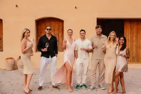Barcelona: PRIORAT Wine Tour +2 Wine Tastings +3-Course Meal