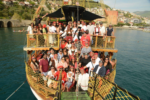 Alanya: Pirate Boat Trip with Swimming and Foam Party Alanya: Pirate Boat Trip with Transfer