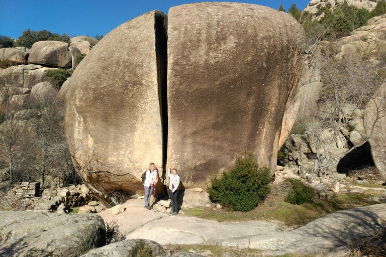 Madrid: Excursión de un día con transporte para hacer senderismo y visitar Segovia