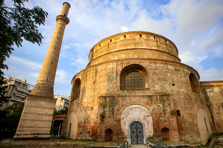 Thessaloniki: Private Guided Tour on Your Mobile Thessaloniki: Barbarossa Code and White Tower with Kit and Live Guide