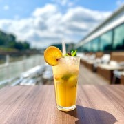 Budapest: Summer Brunch &amp; Cruise with Prosecco