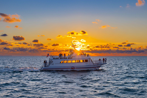 Mirissa: Daytime or Sunset Ocean Boat Tours with sudda