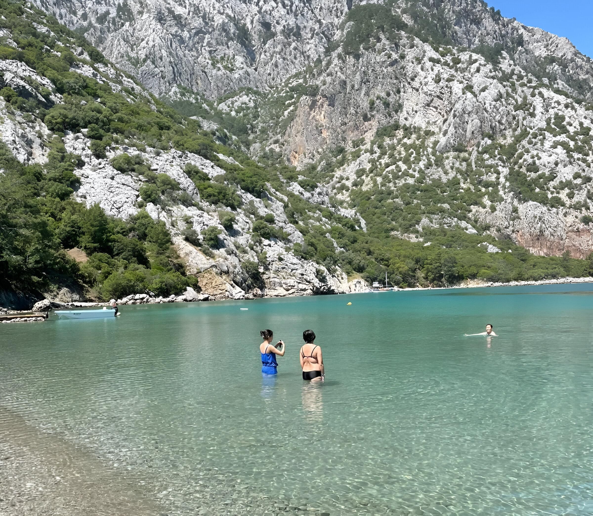 Bootsfahrt in Antalya mit Mittagessen & Porto Genoese Bay