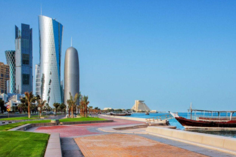 Doha durch die Linse: Führung zu ikonischen und versteckten FotomotivenDoha durch die Linse: Führung zu bekannten und versteckten Orten