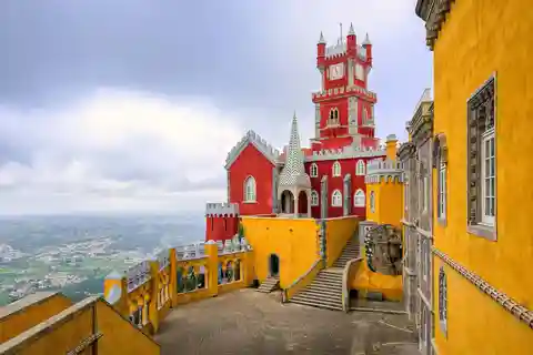 Von Lissabon aus: Pena Palace, Maurische Burg & Cabo da Roca Tour