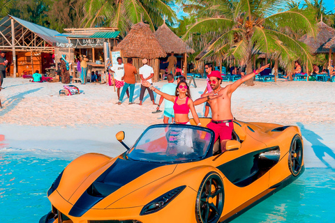 桑给巴尔：喷气式汽车骑行搭配无人机航拍（含接送服务）桑给巴尔：喷气式汽车骑行体验（含无人机航拍，接送服务包含在内）