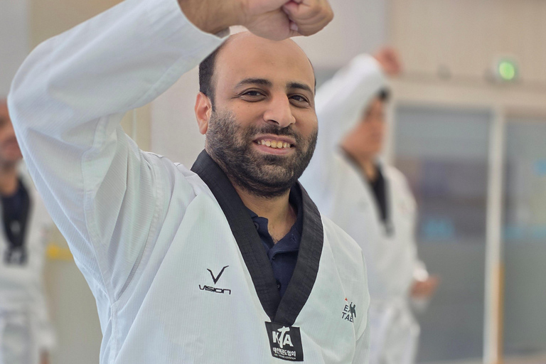 Busan: 1 Hour Taekwondo Experience with Master