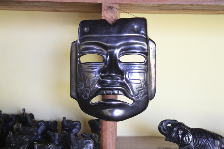 Oaxaca: Full Day Tour to Monte Alban, Barro Negro, Alebrijes, and Mezcal Oaxaca: Full-Day Tour to Monte Alban, Barro Negro, Alebrijes, and Mezcal