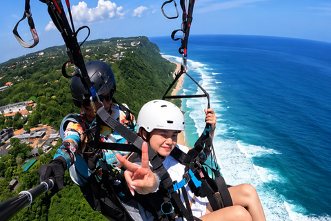 Paragliding Tandem Flight in Pandawa & Uluwatu with Pilot Bali: Tandem Paragliding Flight with Professional Photos