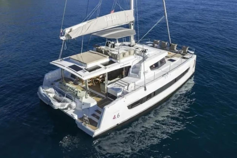 Mykonos: Rhenia Island Catamaran Cruise with Lunch Sunset Sailing Tour