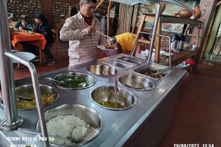Cusco: Guided Excursion to the 7 Colors Mountain with Breakfast & Lunch Cusco: Guided Tour to the Rainbow Mountain with Breakfast and Lunch