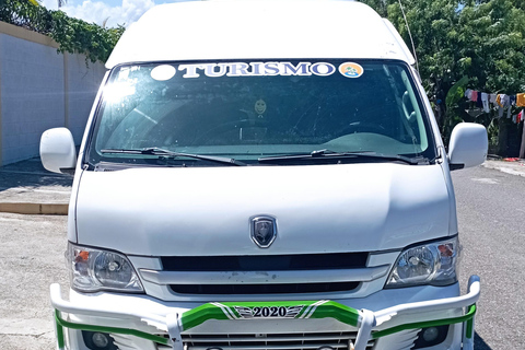 Amber Cove - Taino Bay 5 tirolesas 7 cachoeiras + almoço para vocêAmber Cove - Taino Bay 5 tirolesas 7 cascatas + almoço para