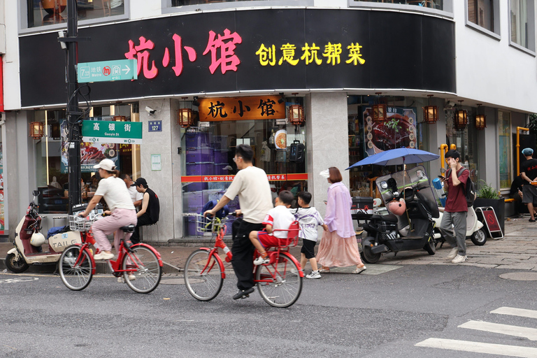 Hangzhou Half-Day: Pagoda, Bamboo Grove, and Old Street Tour