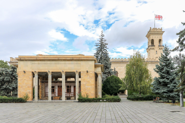 Tbilisi: Mtskheta, Gori, and Uplistsikhe Day Trip