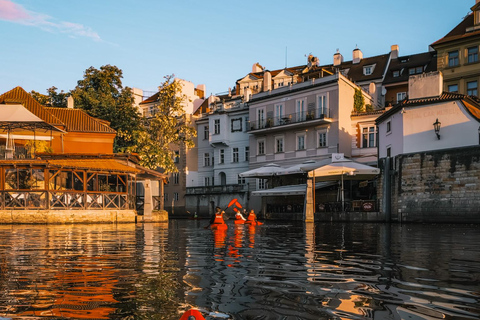 Prague: Charles Bridge & Hidden Canals Kayak Tour