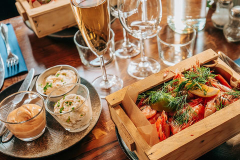 Gothenburg: Archipelago cruise with Shrimp feast (guided)