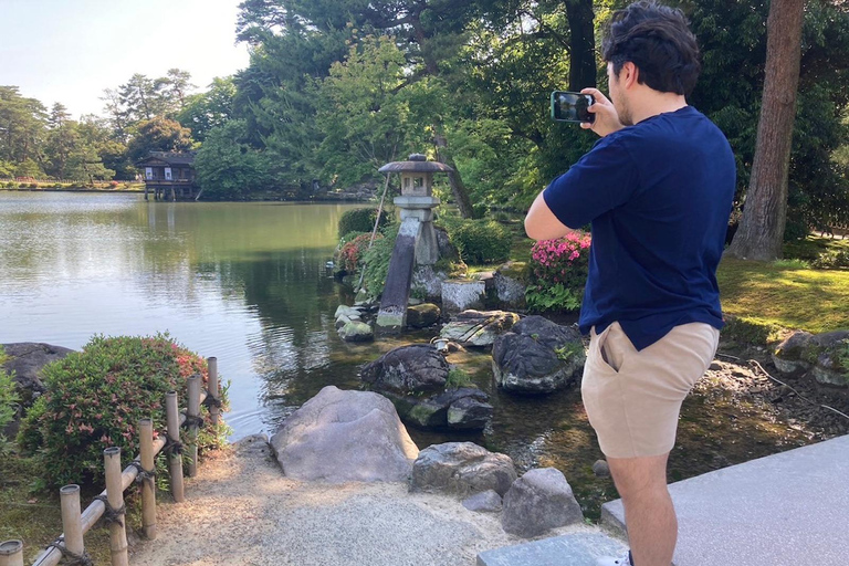 Kanazawa Highlights with Hidden Samurai House & Tea Break