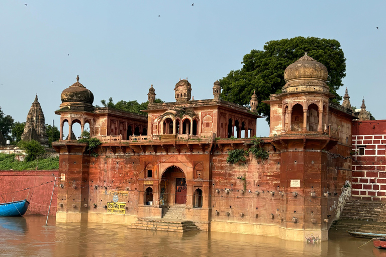 Most attractive Evening ceremony on the Ghat ,with bazarwalk