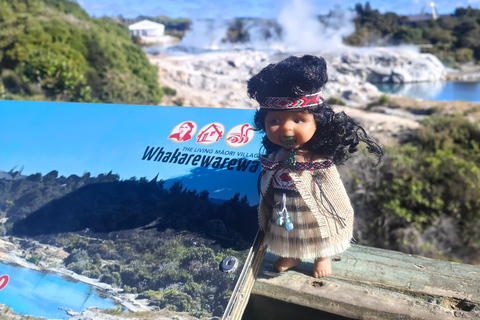 From Tauranga: Rotorua Maori Village Tour with Hangi Lunch