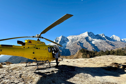 Kathmandu: Passeio de helicóptero pelo Everest com pouso garantidoPasseio de helicóptero pelo acampamento base do Everest Parada no Everest View Hotel