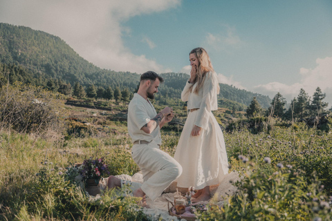 Surprise Engagement on La Palma - Romantic Picnic & Photo Shoot Surprise engagement on La Palma - romantic picnic & photo shoot