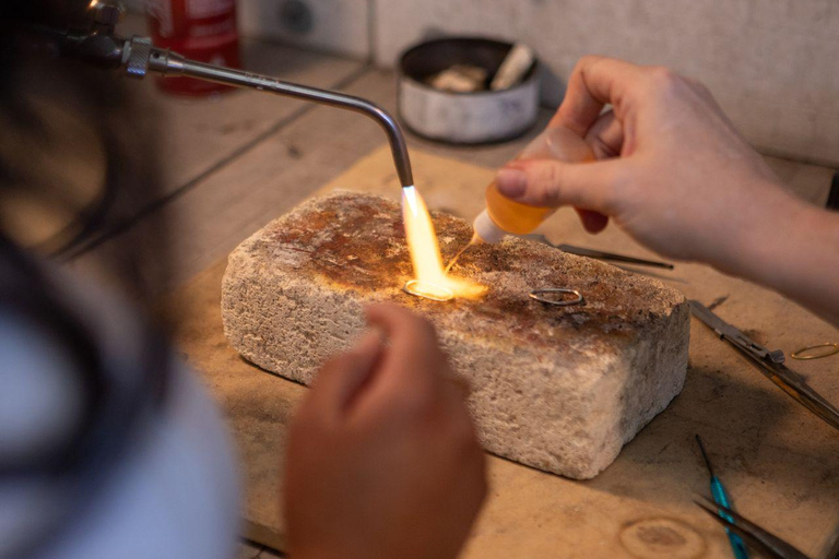 Galle Gem Tour: Private Jewelry-Making Workshop & Transfer
