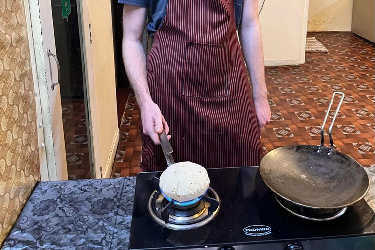 Udaipur: Indian Cooking Class - Art, Antiques & Storytelling Private Experience