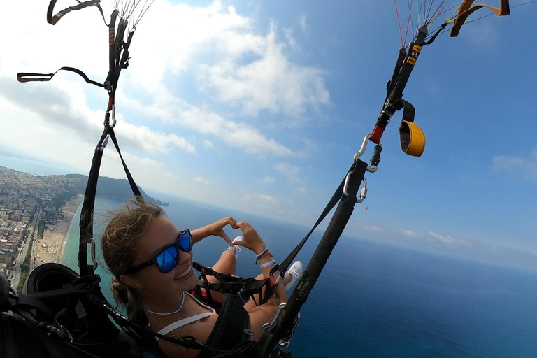 Alanya: Paragliding Experience from Antalya