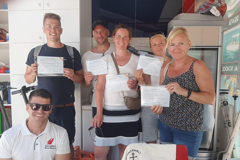Alicante: boat license course in 4h