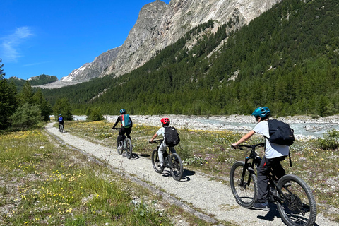 Courmayeur: Tour guiado de E-Bike Val Veny, Val Ferret