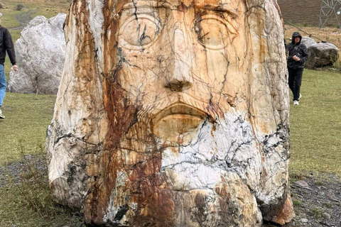 Tbilisi: Kazbegi & Gudauri Hidden Mountains Experience